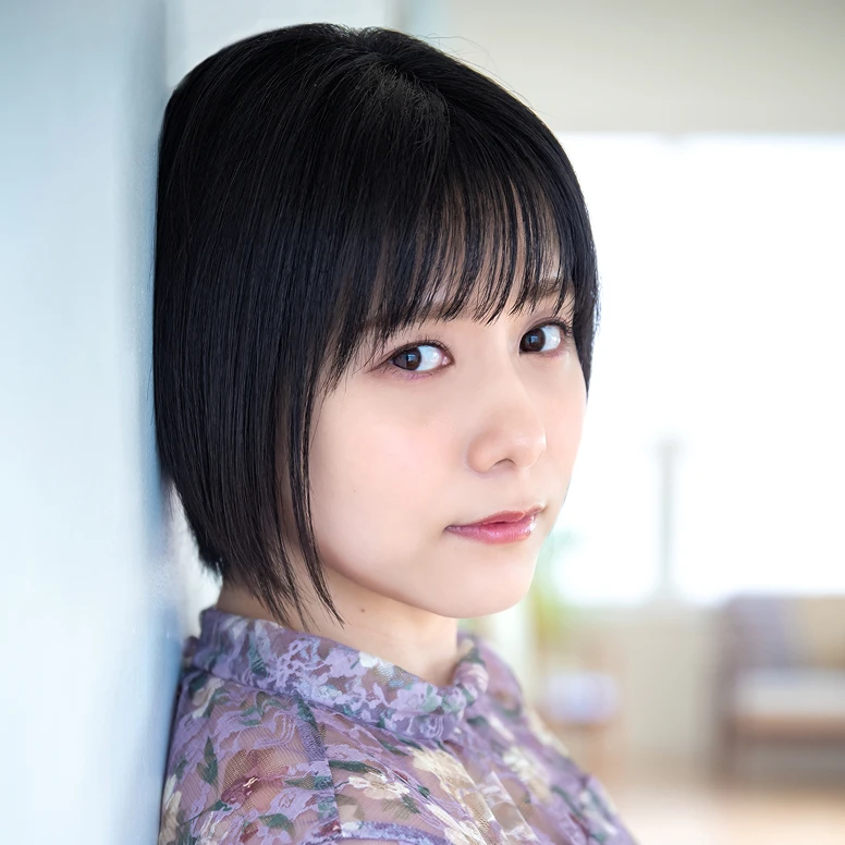 津田美波ビジュアル